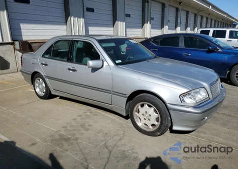 2000 Mercedes-Benz C 280 из США, поврежденный, VIN WDBHA29G9YA856705